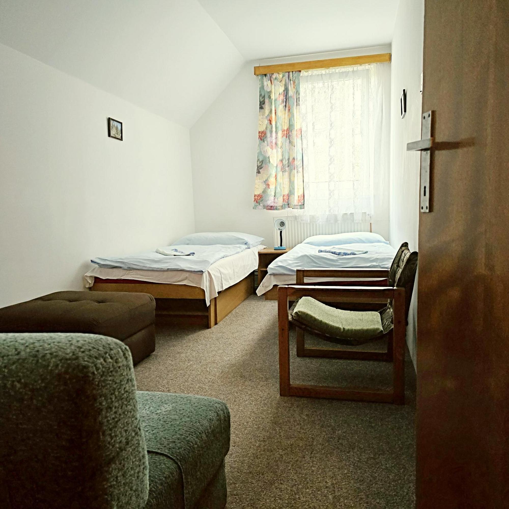 Turisticka Chata Jiskra Harrachov Buitenkant foto