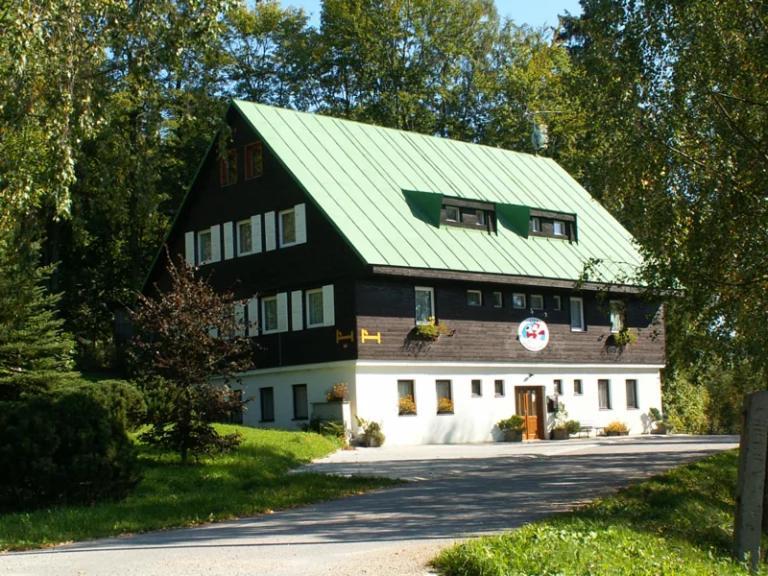 Turisticka Chata Jiskra Harrachov Buitenkant foto