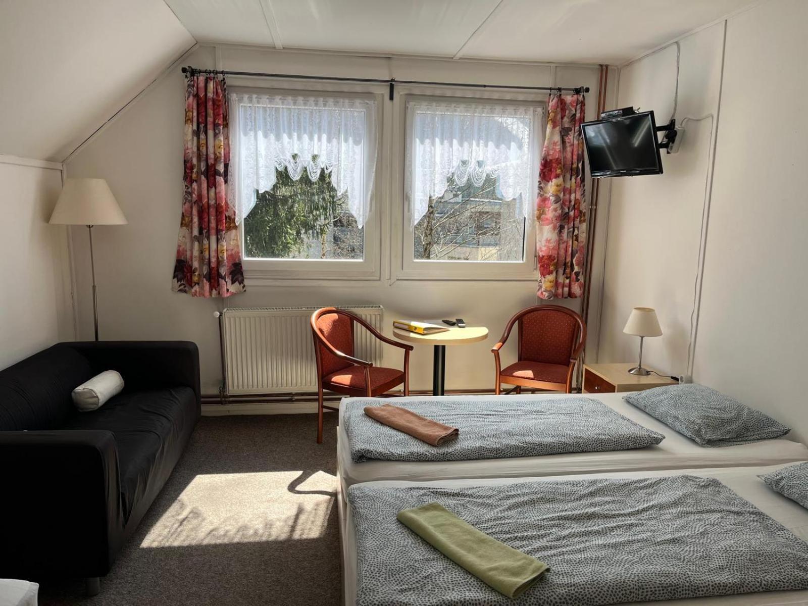 Turisticka Chata Jiskra Harrachov Buitenkant foto